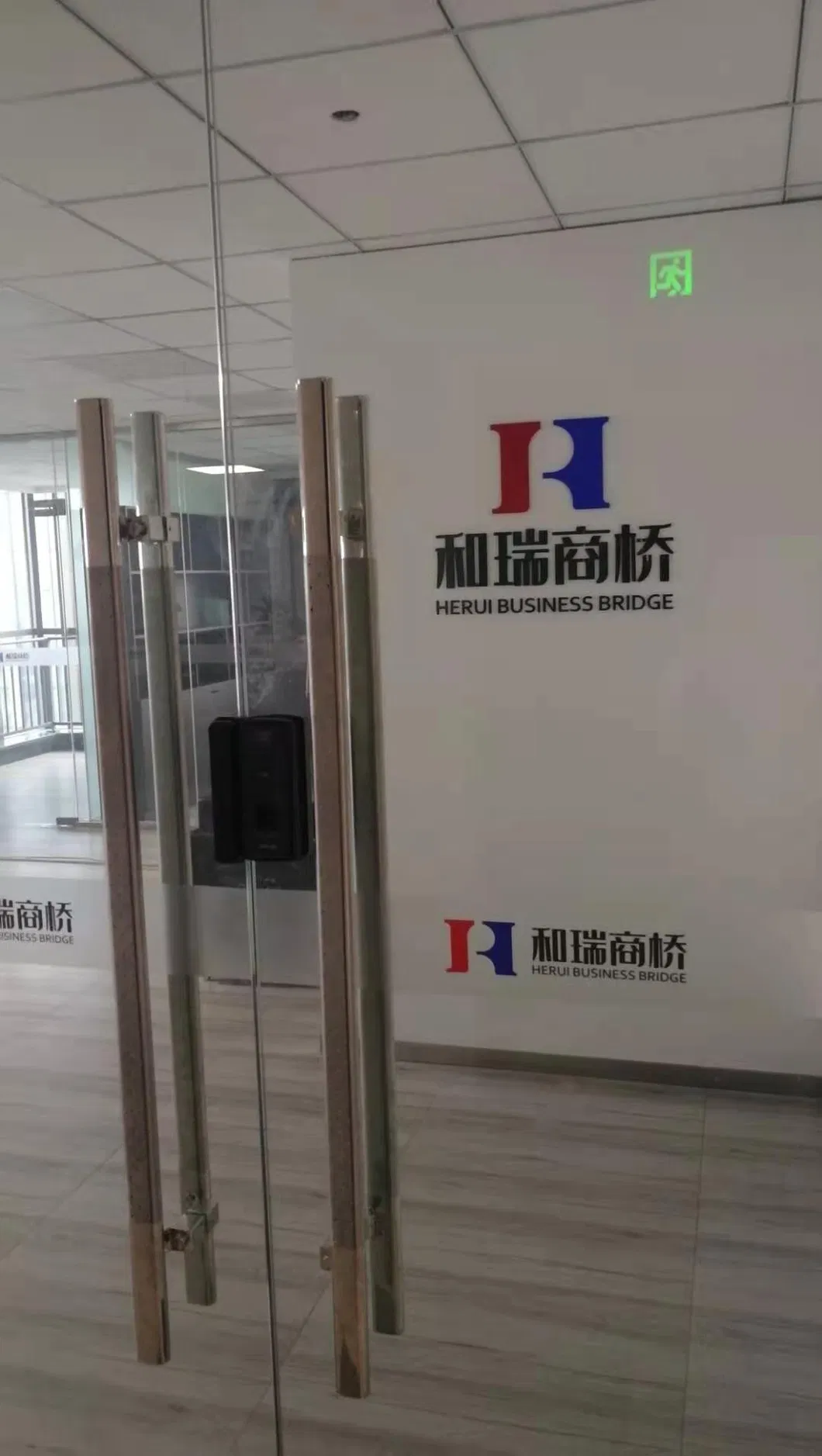 DIY and Professional Woodworking Tct Cutting Blade with The Competitive Price